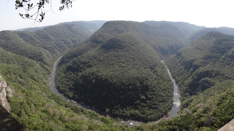 2017_05_15_SPAG_Texto 30_É possível ser feliz sozinho - Figura INTERNA - parque ferradura - imagem interna